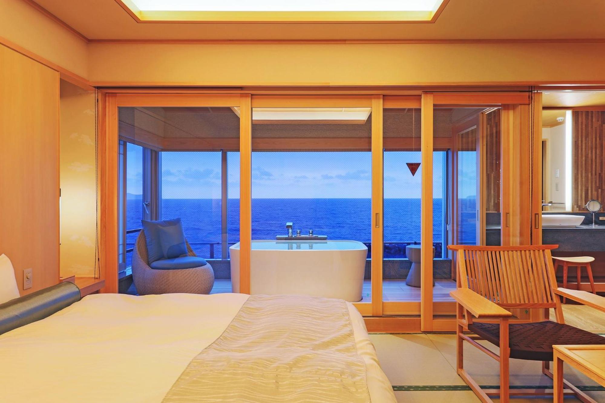 Kaike Shogetsu Hotel Йонаго Екстериор снимка